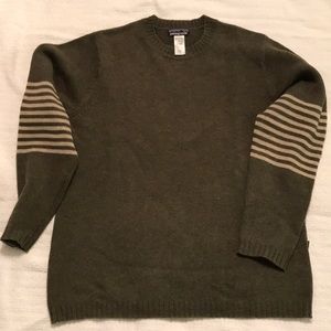Men’s Patagonia Green Sweater. Wool/nylon. Medium